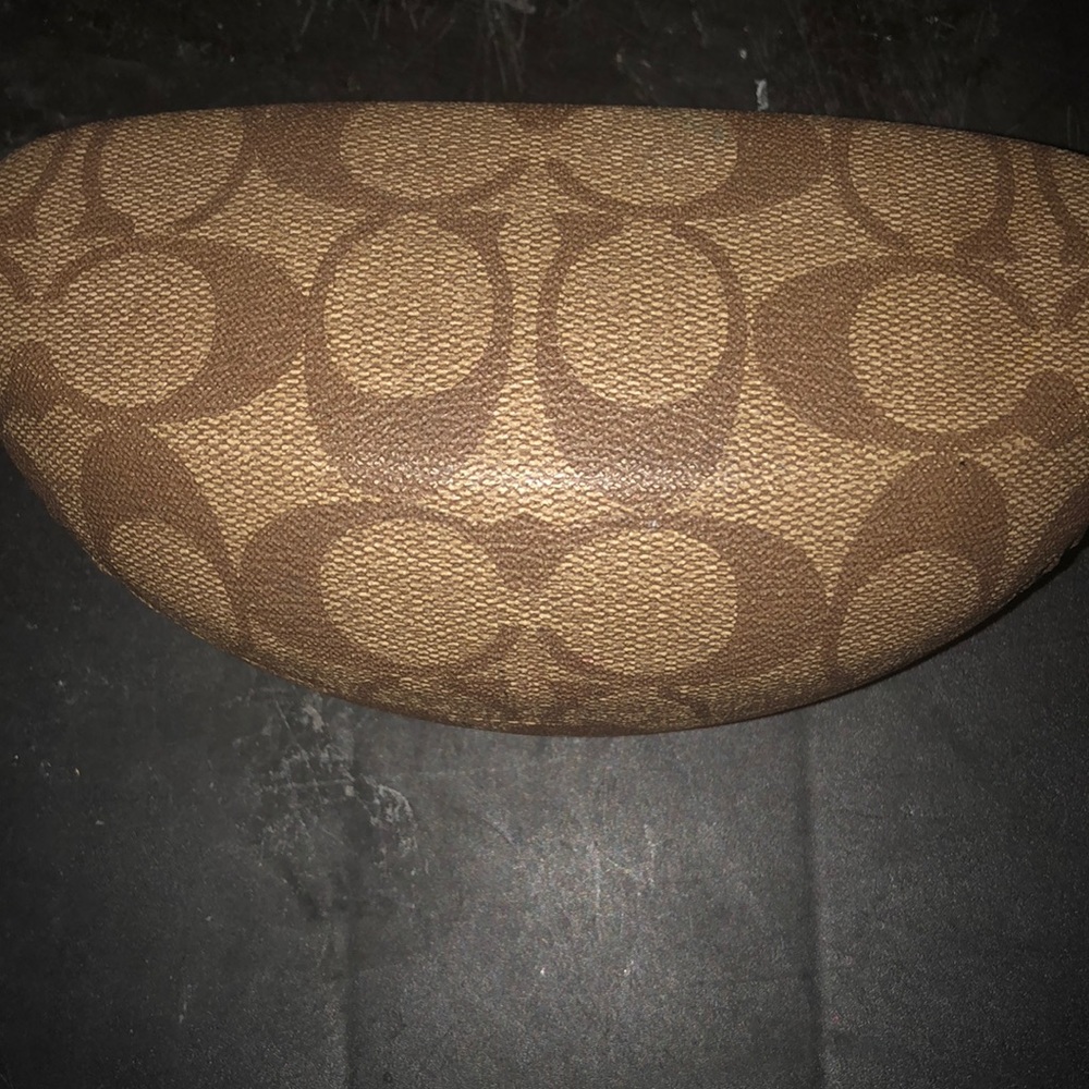 Coach sunglasses w/case